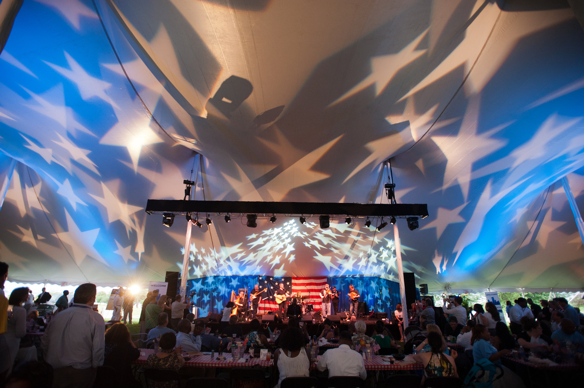 Nikon AF-S Nikkor 17-35mm F2.8D ED-IF sample photo. Governor o'malley and his band at ft mchenry photography