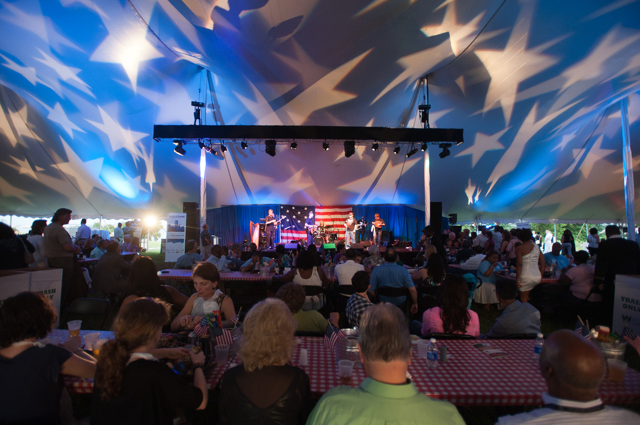 Nikon AF-S Nikkor 17-35mm F2.8D ED-IF sample photo. Governor o'malley and his band at ft mchenry photography