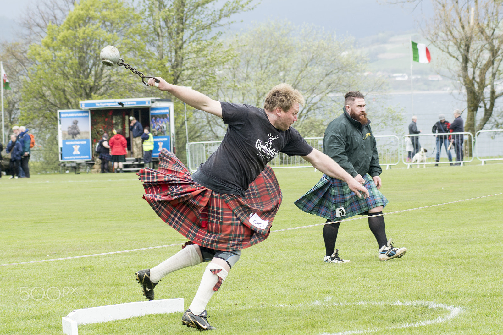 Nikon AF-Nikkor 80-200mm F2.8D ED sample photo. Gourock highland games photography
