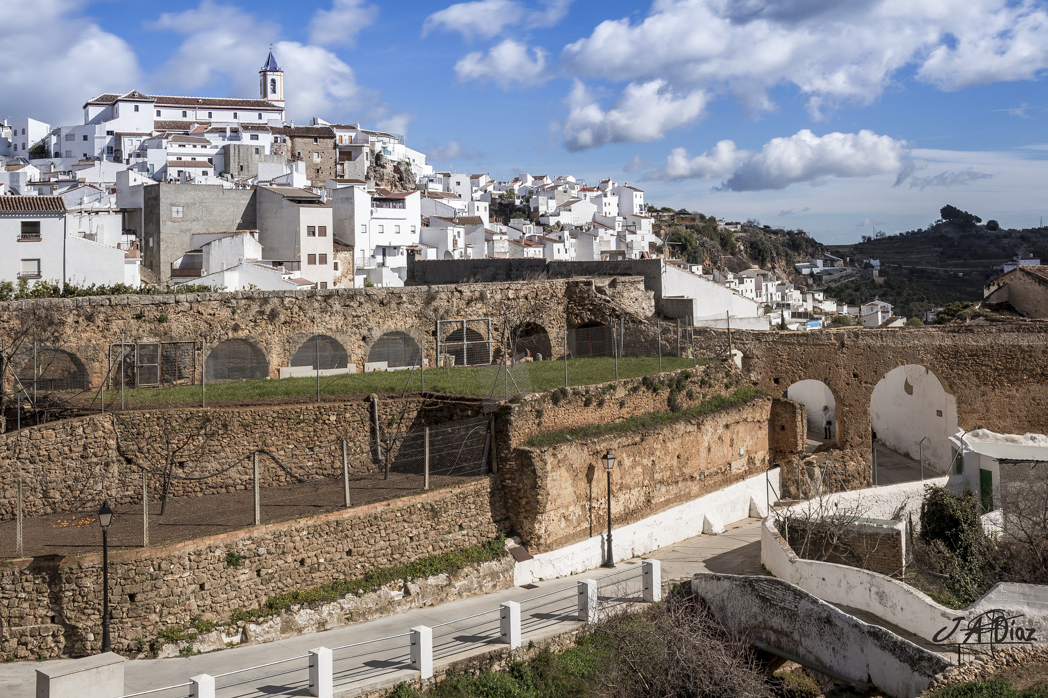 Canon EF 24-70mm F4L IS USM sample photo. Yunquera (málaga).jpg photography