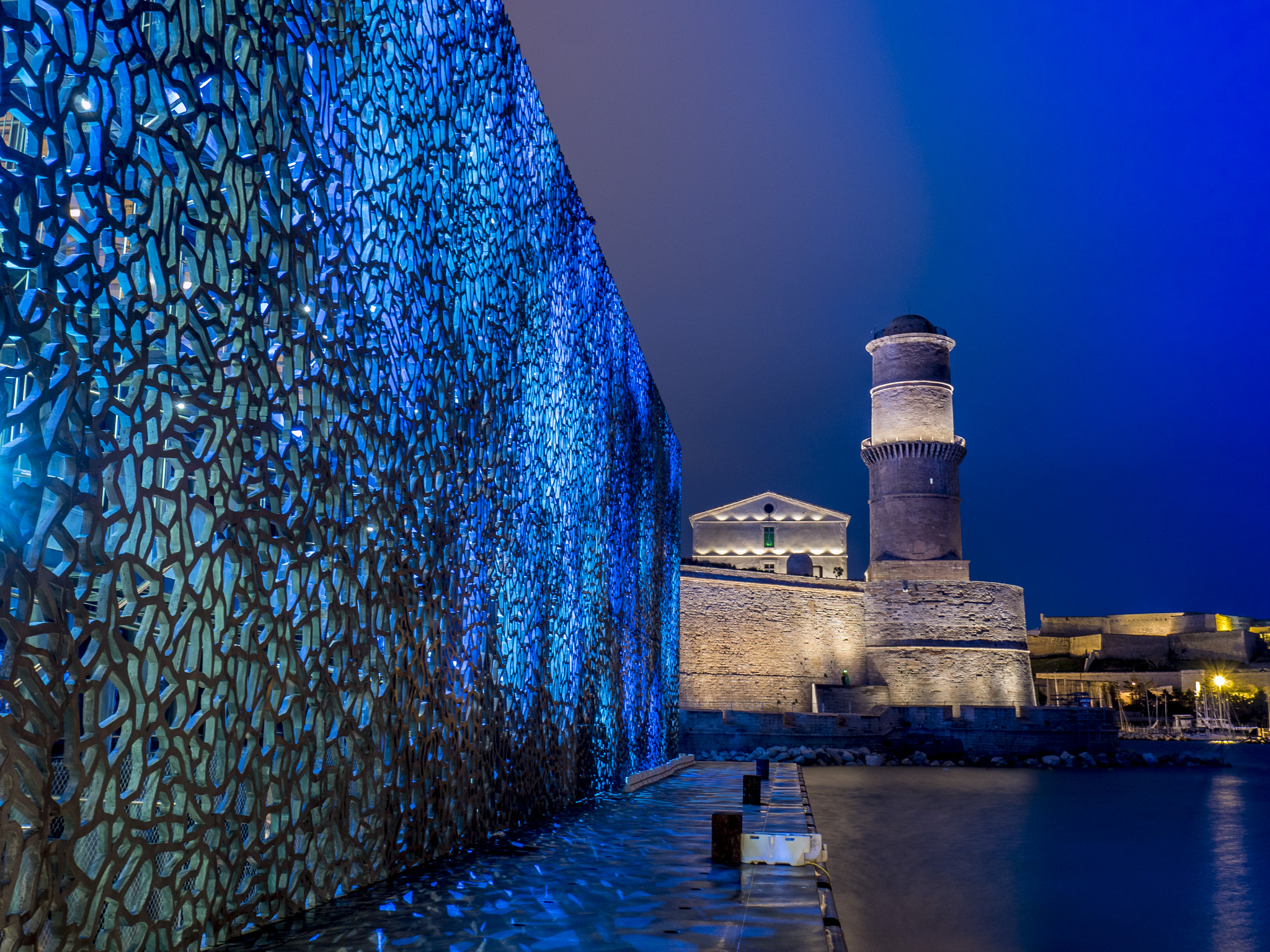 Panasonic Lumix DMC-GM5 sample photo. Mucem photography