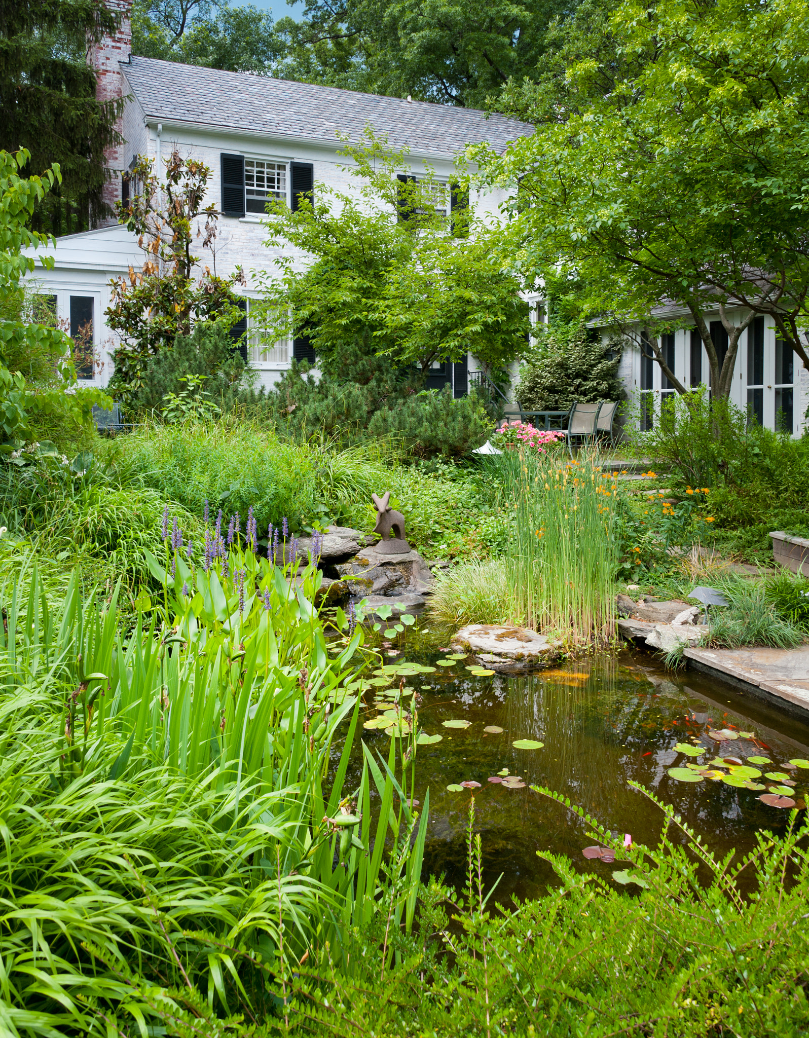 Nikon D700 sample photo. Garden and pond at vollmer garden, murray hill photography