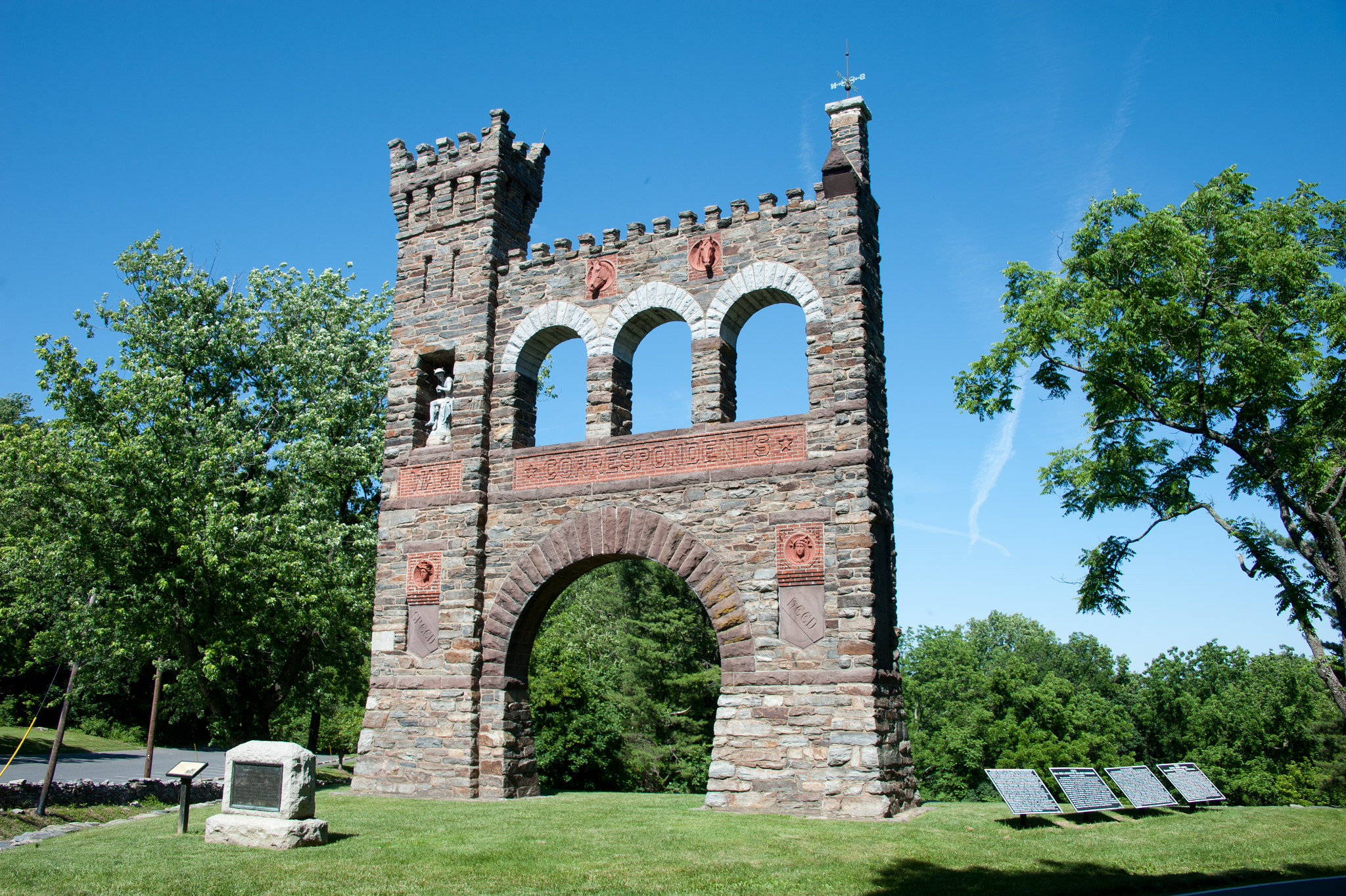 Nikon D700 sample photo. War correspondents monument in gathland state park, burkitts, md photography