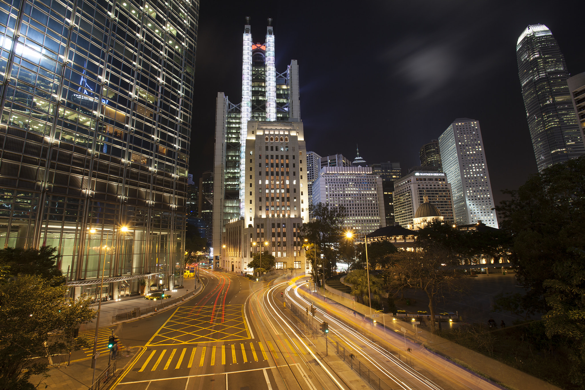 Canon EOS 5D Mark II sample photo. Hongkong - night focus photography