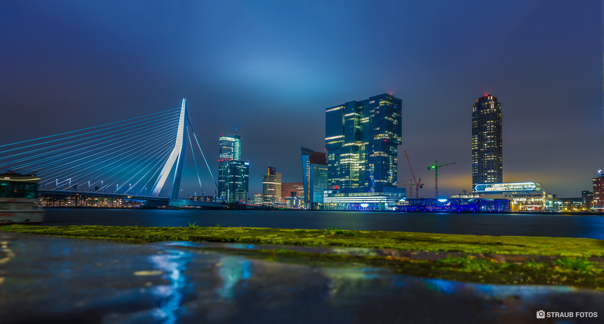 Sony a7 II + Sony Distagon T* FE 35mm F1.4 ZA sample photo. Skyline of rotterdam with the erasmus bridge at night photography