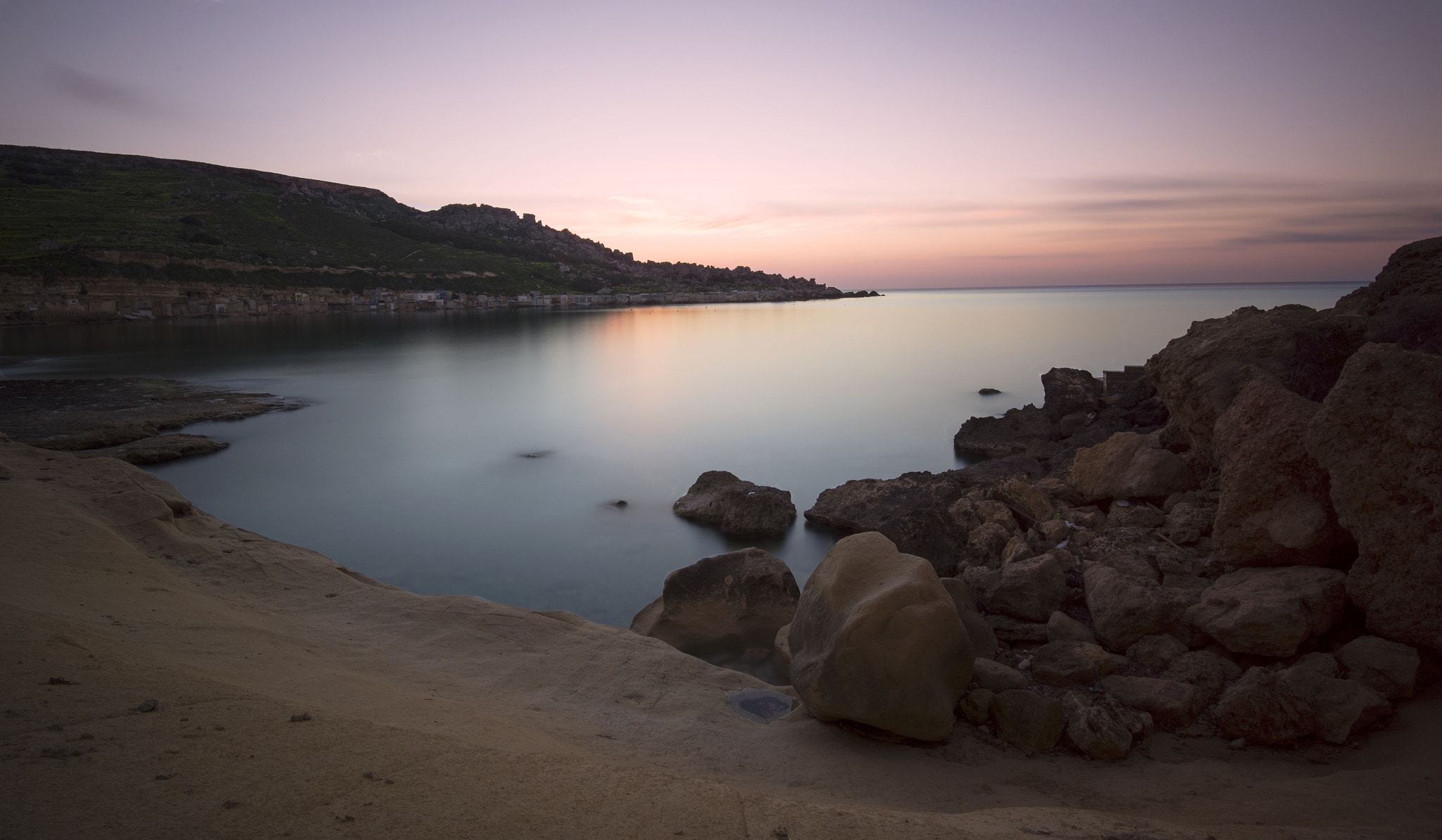 Nikon AF-S Nikkor 16-35mm F4G ED VR sample photo. Gnejna bay photography
