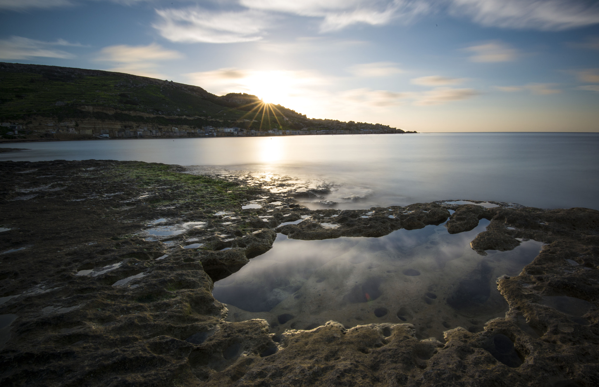 Nikon AF-S Nikkor 16-35mm F4G ED VR sample photo. Rock pool photography
