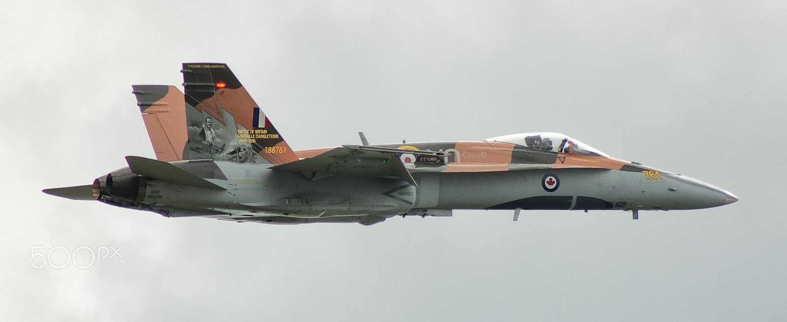 Canon EF 75-300mm f/4-5.6 USM sample photo. Cf-18 demonstration hornet photography