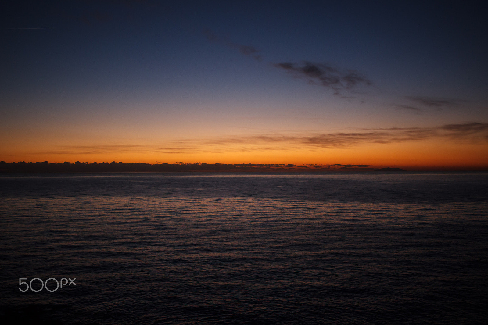 Canon EF-S 24mm F2.8 STM sample photo. The line on the horizon photography