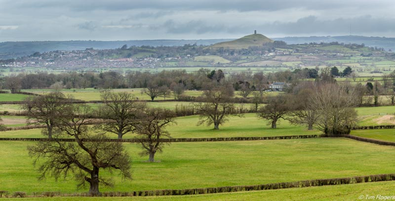 Canon EF 100mm F2.8 Macro USM sample photo. A distant hill photography