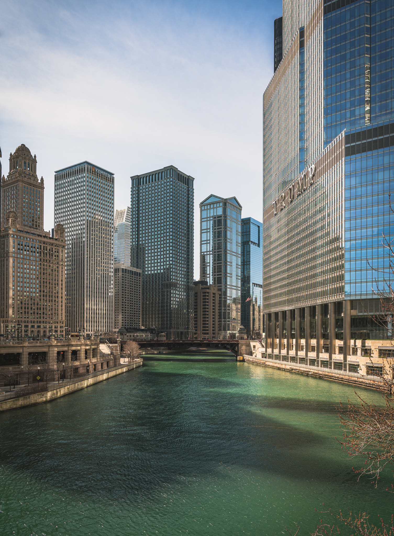 Sony a7R II + ZEISS Batis 25mm F2 sample photo. Dusable harbor photography