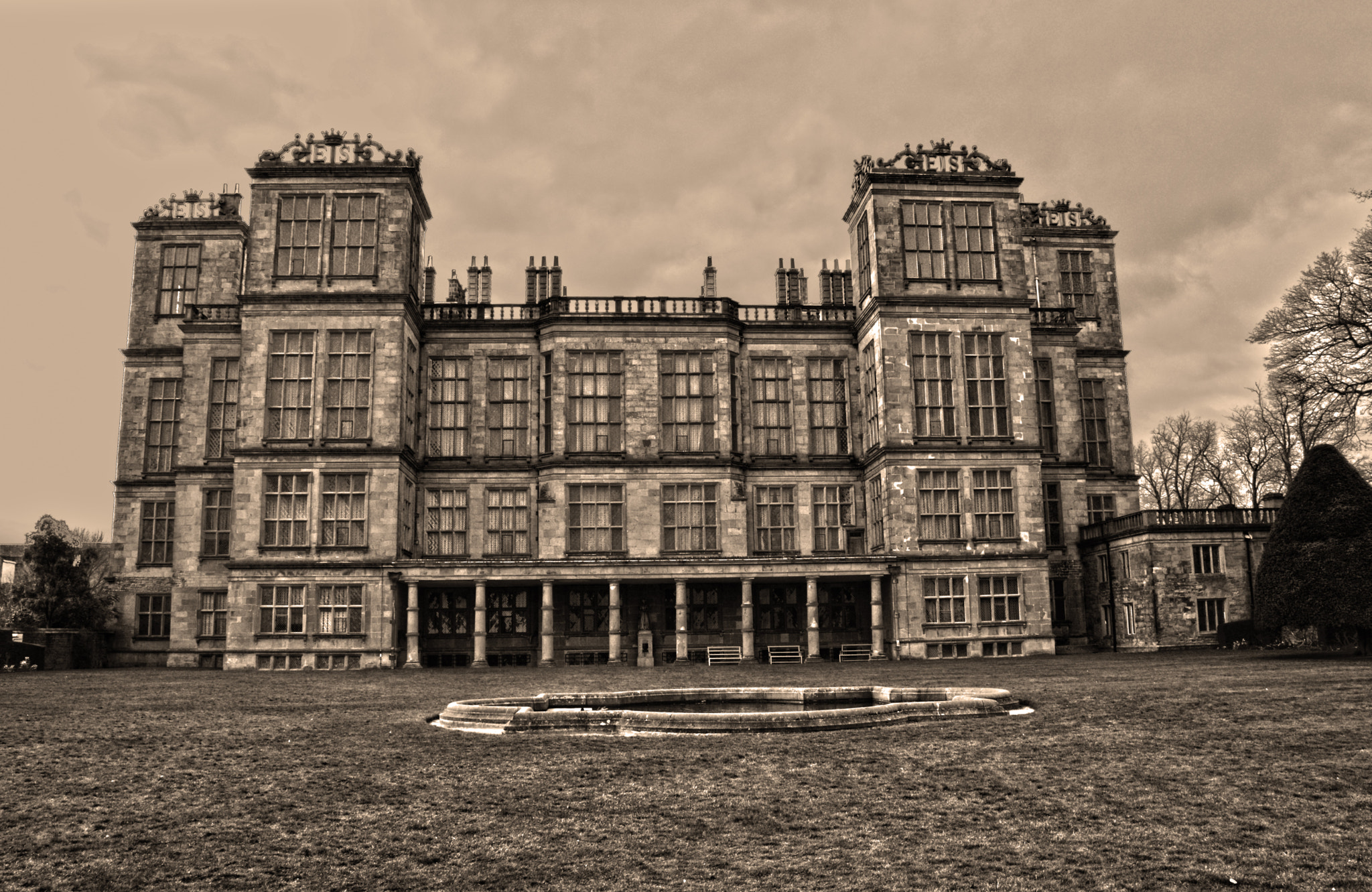 Nikon D3200 sample photo. Hardwick hall photography