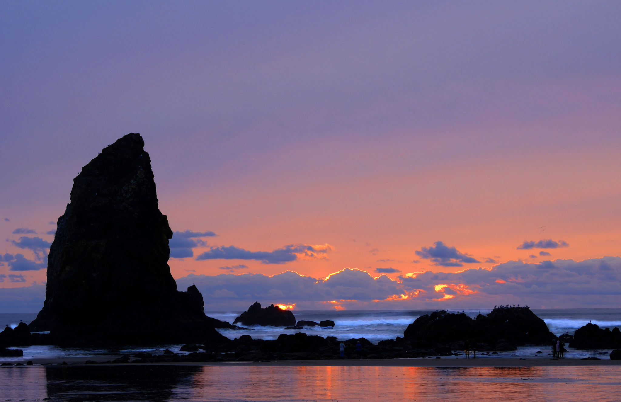 Panasonic Lumix DMC-GX7 + Panasonic Lumix G Vario 45-200mm F4-5.6 OIS sample photo. Winter at cannon beach or photography