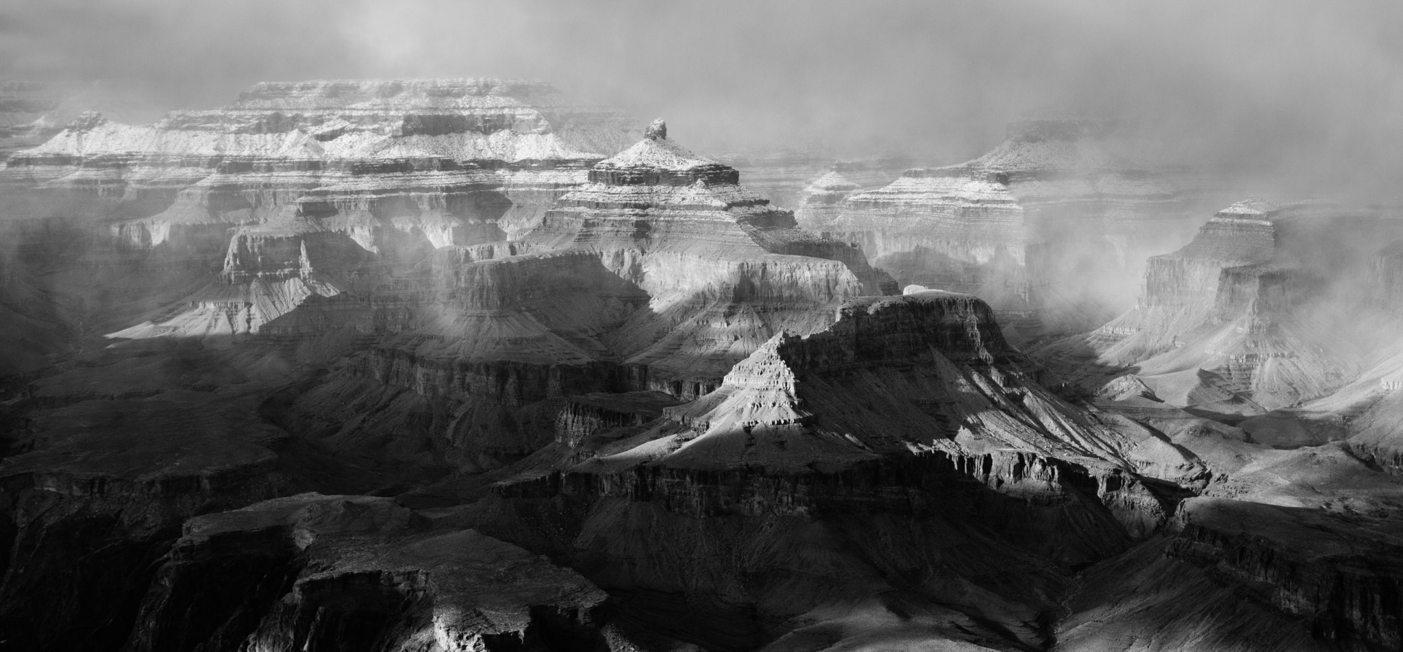 Canon EOS 750D (EOS Rebel T6i / EOS Kiss X8i) sample photo. The fog, the snow and the canyon photography