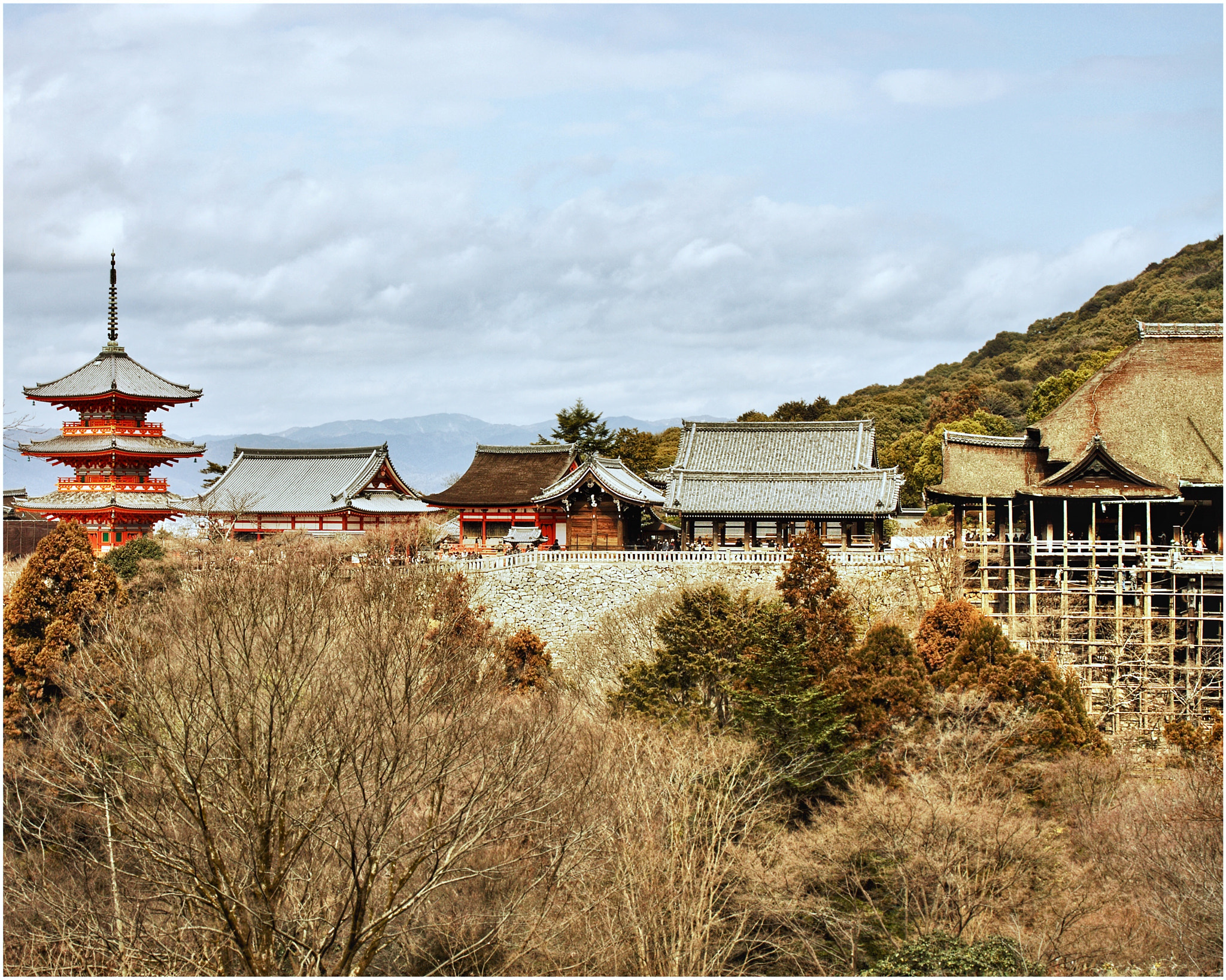 Canon EOS 500D (EOS Rebel T1i / EOS Kiss X3) sample photo. Kiyomizu temple photography