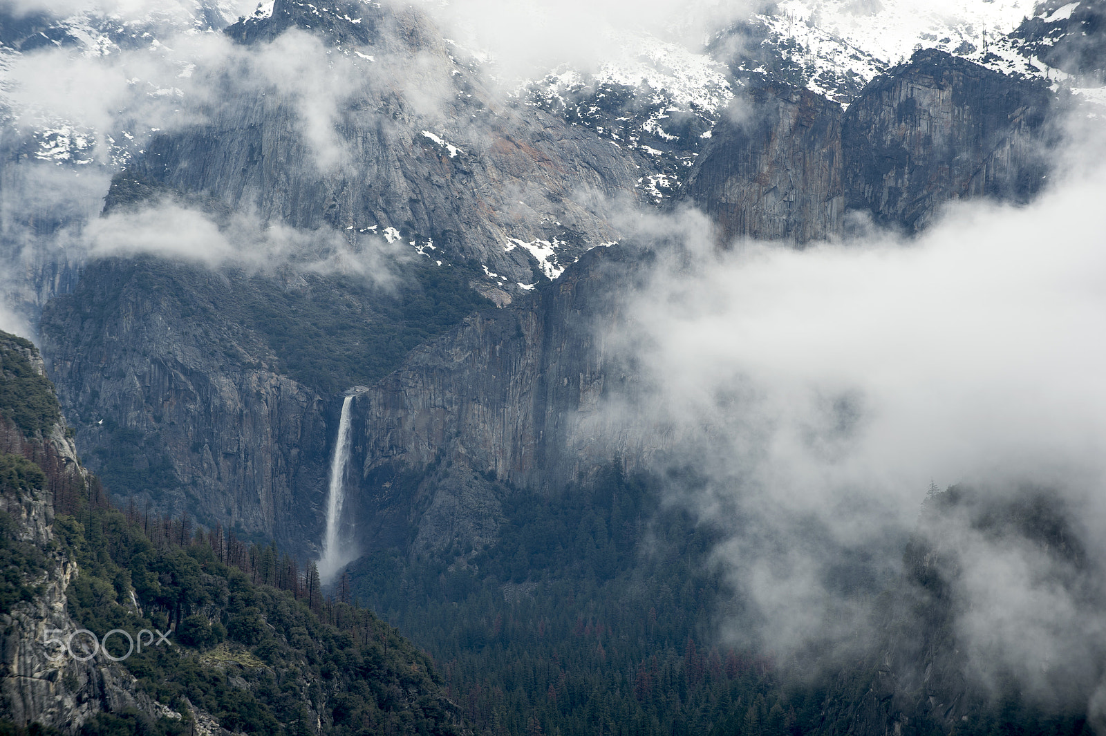 Nikon D4 sample photo. Bridalveil fall, yosemite. photography