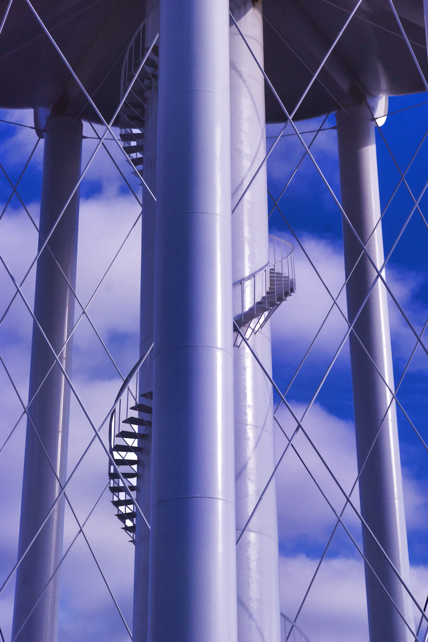 Sony DT 18-135mm F3.5-5.6 SAM sample photo. Watertower photography