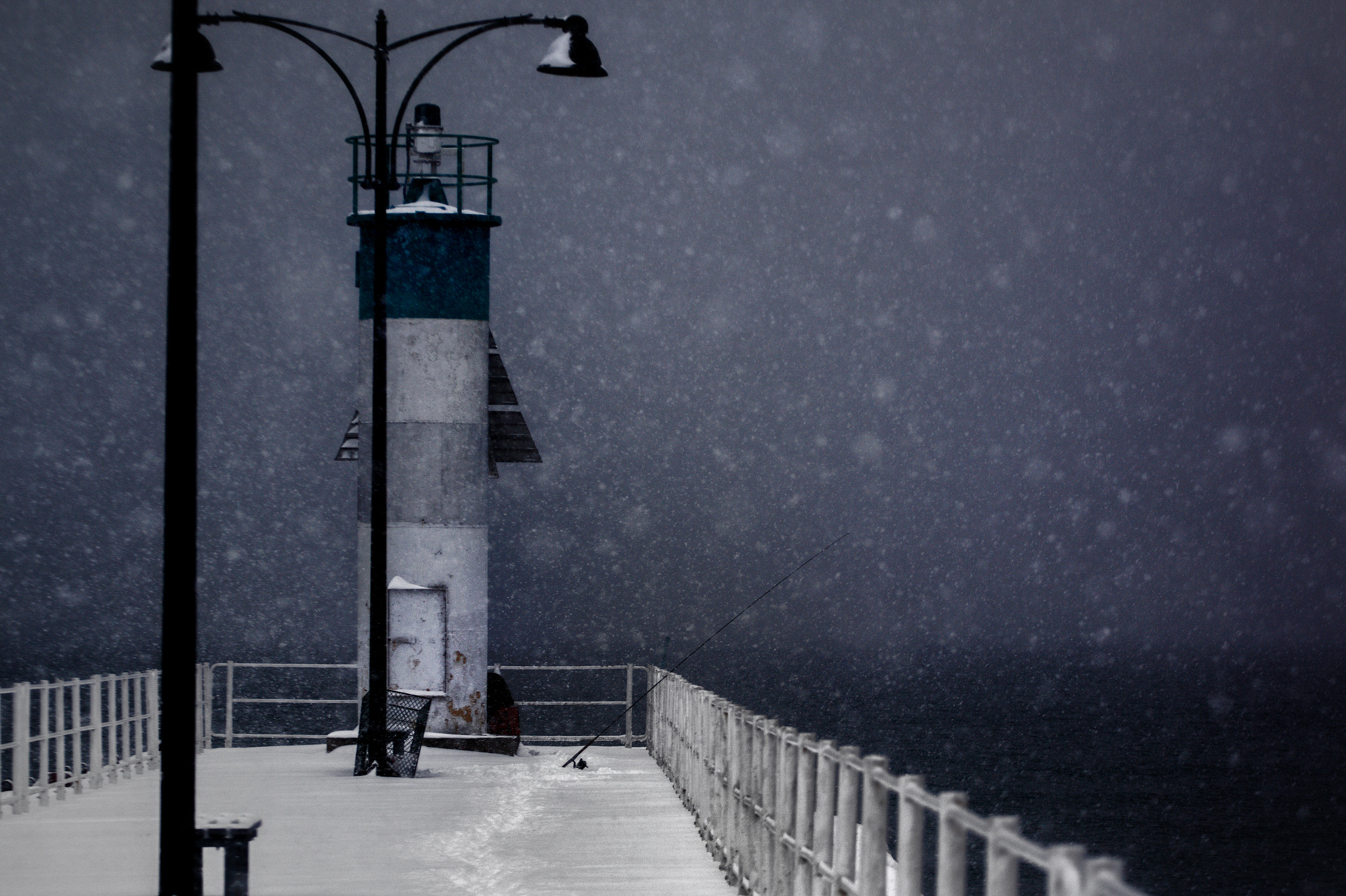 Canon EOS 70D + Canon EF 70-200mm F4L USM sample photo. Snow fisher photography