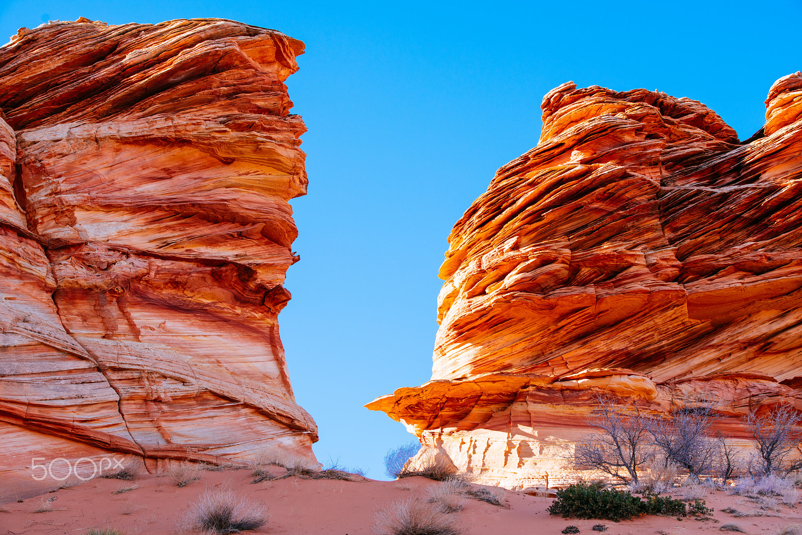 Canon EF 70-200mm F2.8L IS II USM sample photo. Book of sand photography