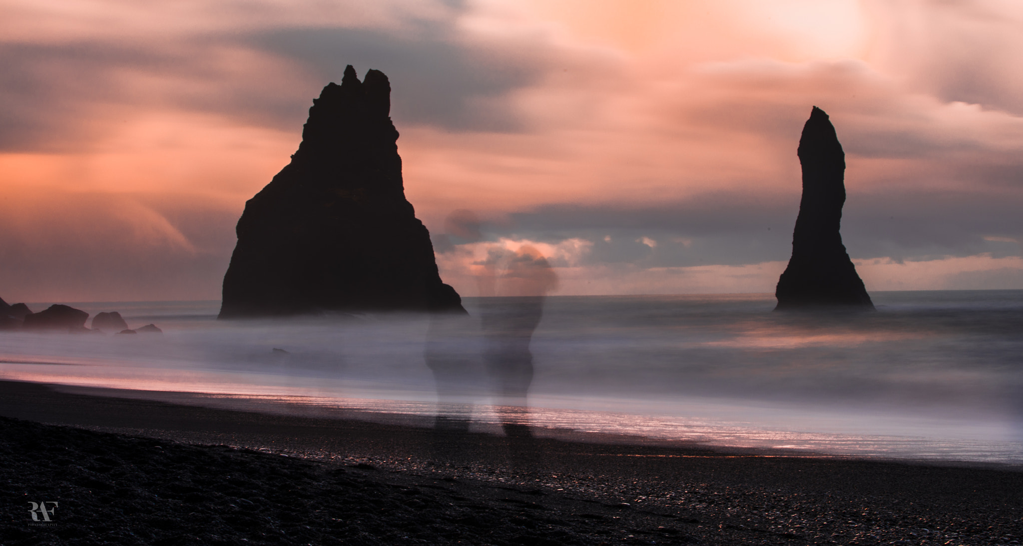 Canon EF 70-200mm F2.8L USM sample photo. The phantoms of love photography