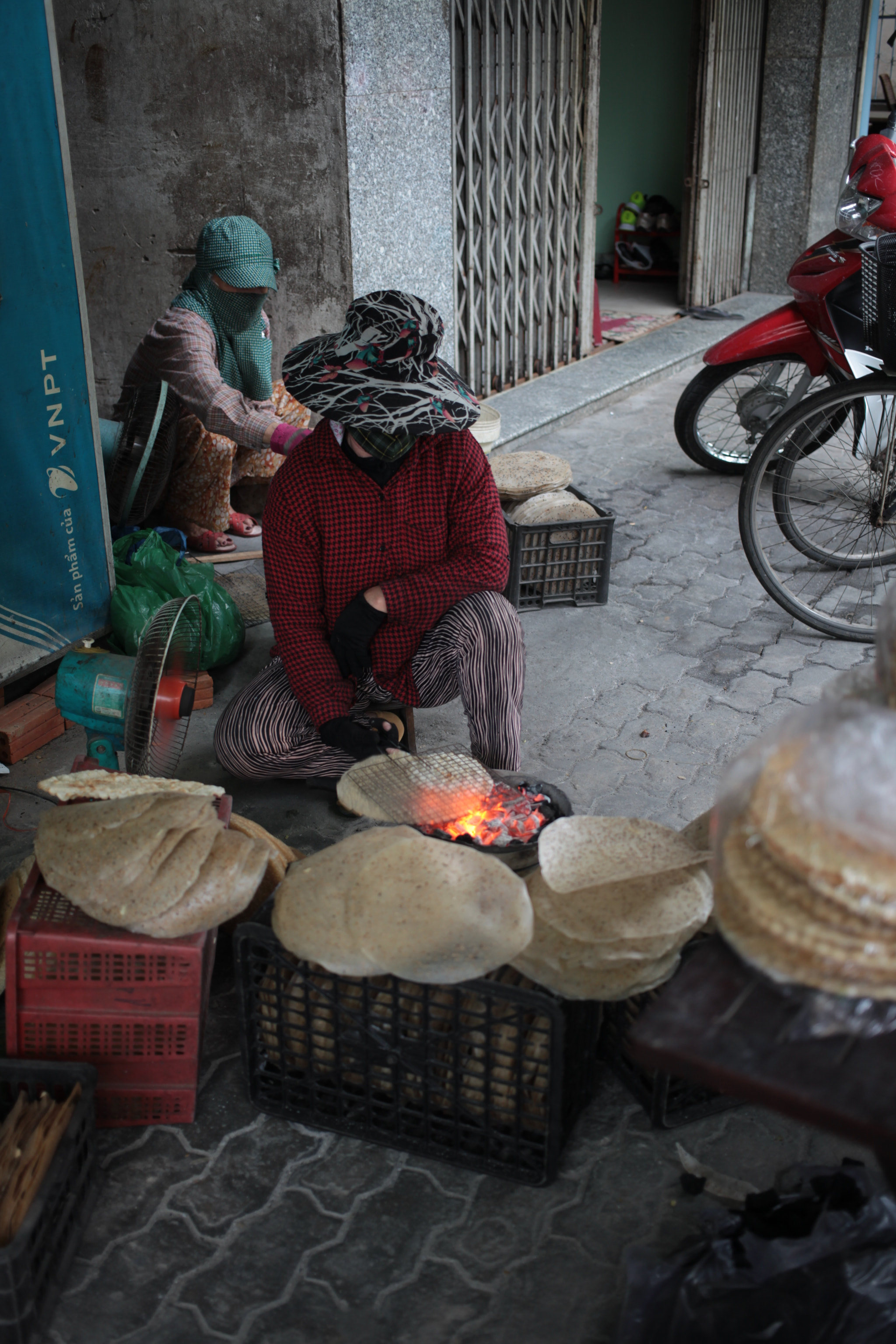 Canon EF 40mm F2.8 STM sample photo. Colours of central vietnam photography