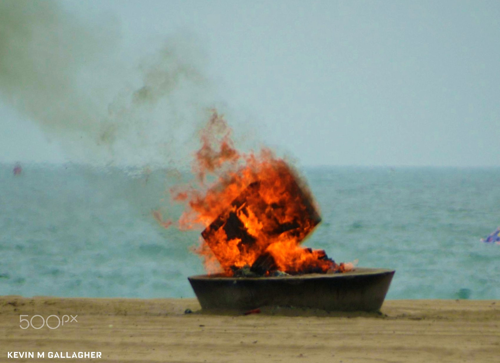 Nikon D70s sample photo. Fire on the beach o photography
