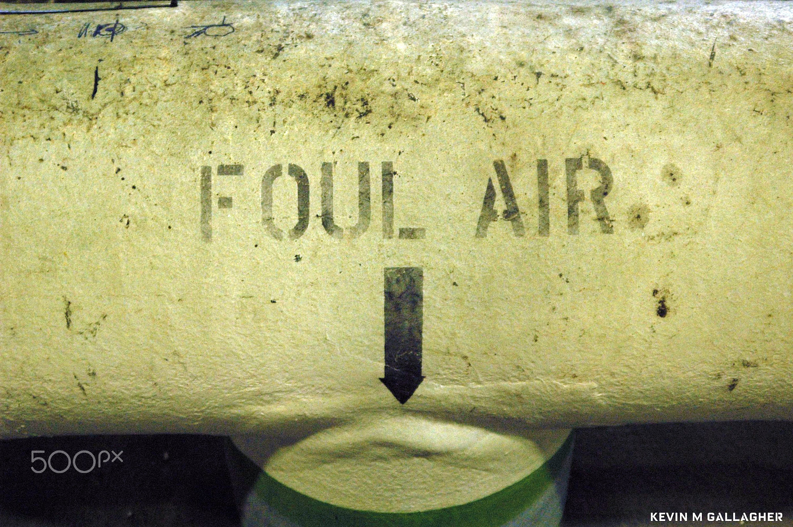 Nikon D70s sample photo. Foul air o photography