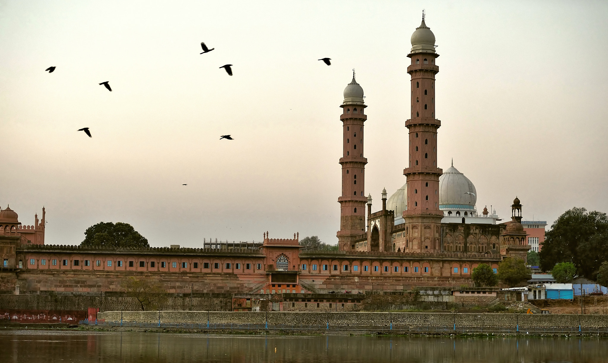 Nikon AF-S Nikkor 70-200mm F2.8G ED VR II sample photo. Taj  ul masajid photography