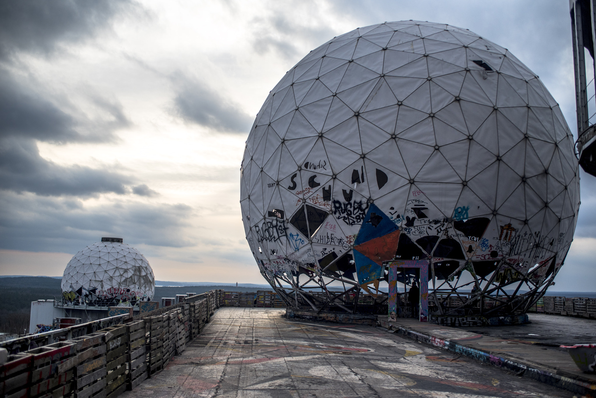 AF Zoom-Nikkor 35-70mm f/2.8 sample photo. Old nsa echolon radar station | teufelsberg berlin photography