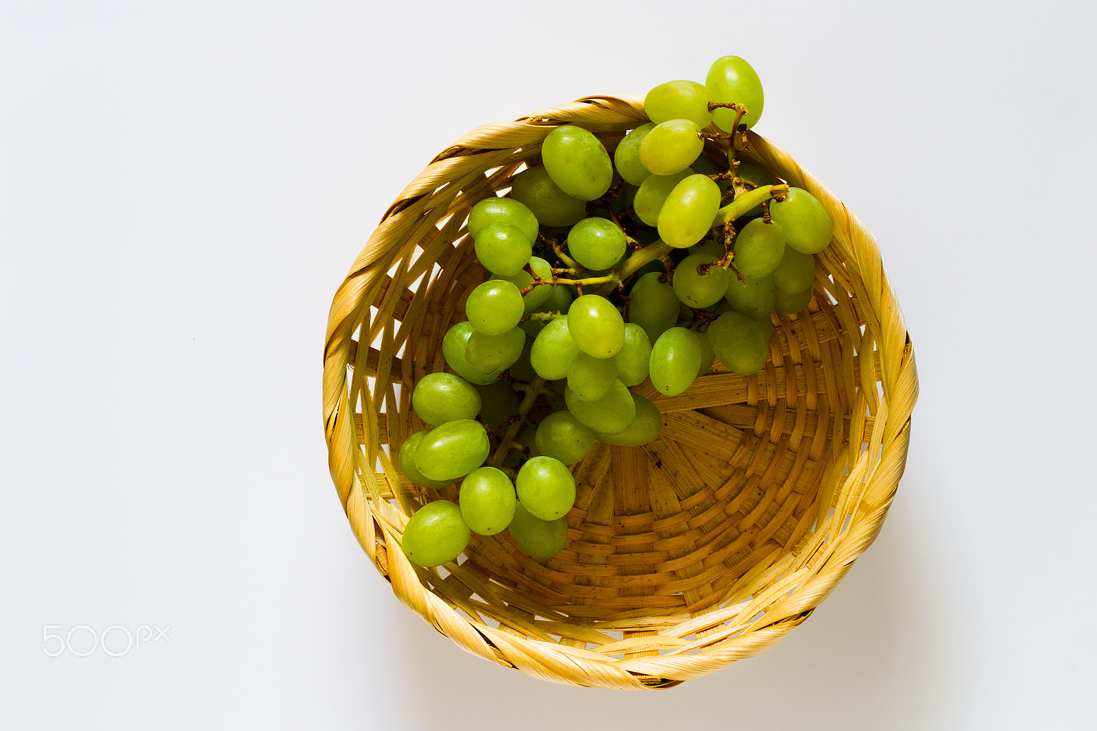 Canon EOS-1D Mark IV sample photo. Bunch of green grapes photography