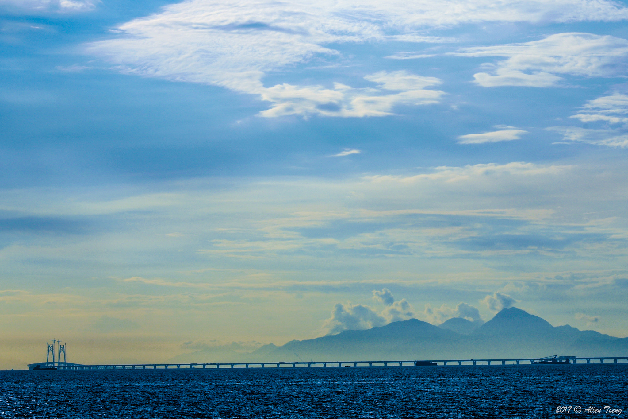 Nikon AF-S Nikkor 70-200mm F2.8G ED VR II sample photo. The hong kong-zhuhai-macau bridge photography