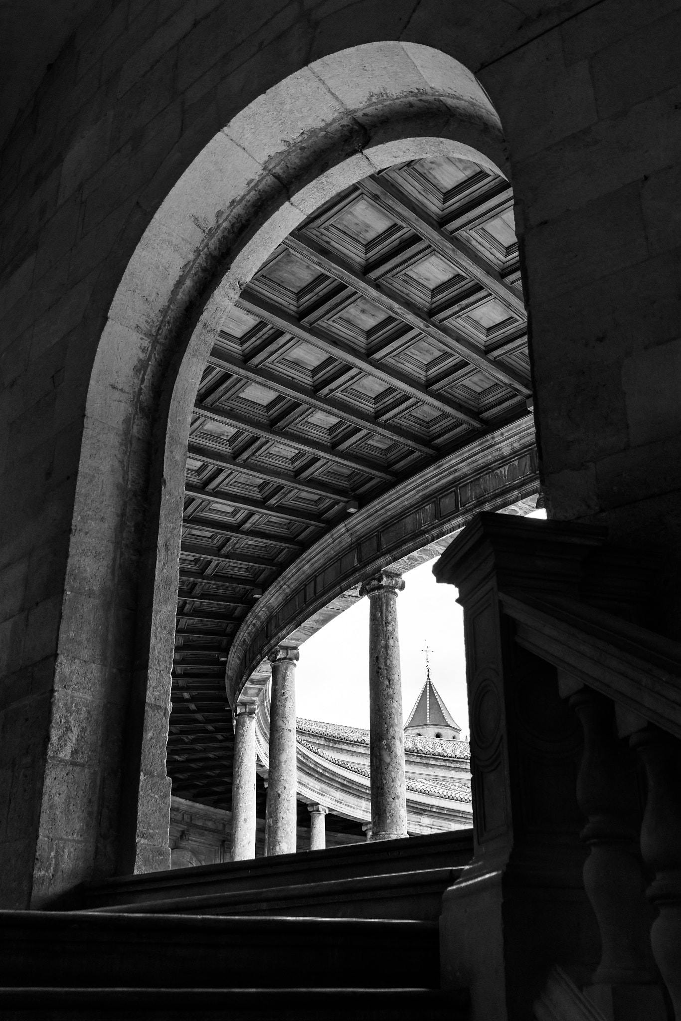 Sigma 17-70mm F2.8-4 DC Macro OS HSM | C sample photo. Palacio de carlos v photography
