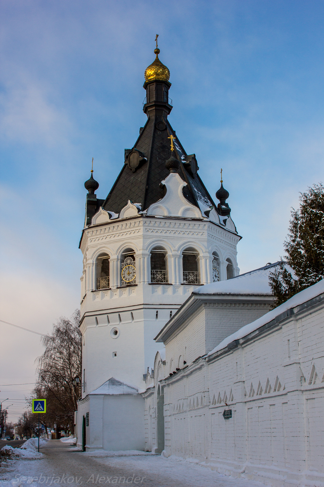 Canon EF 28-200mm F3.5-5.6 USM sample photo. Octahedral tower photography