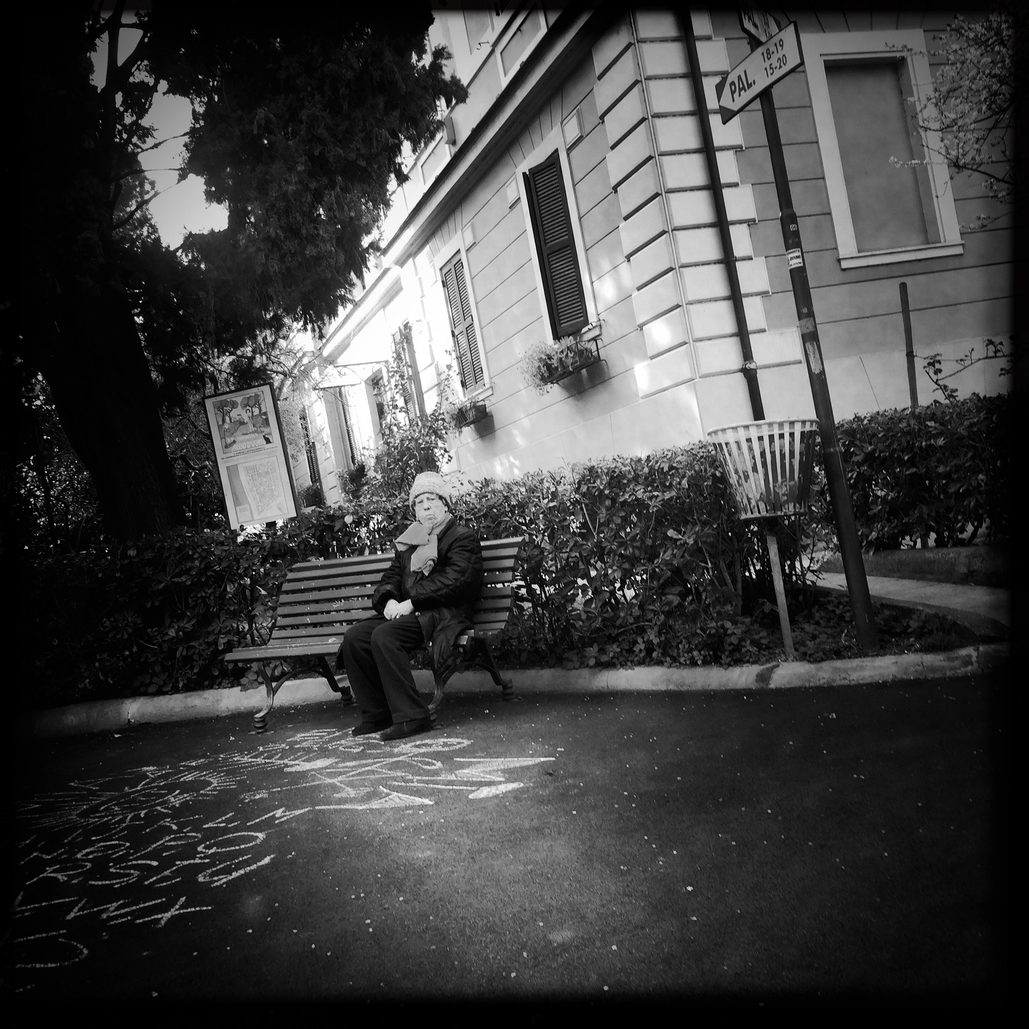 Hipstamatic 333 sample photo. Hipstamatic project #102 photography