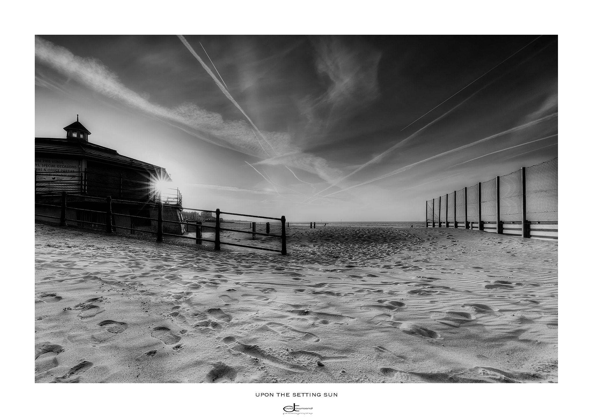 Canon EF 16-35mm F4L IS USM sample photo. Upon the setting sun photography