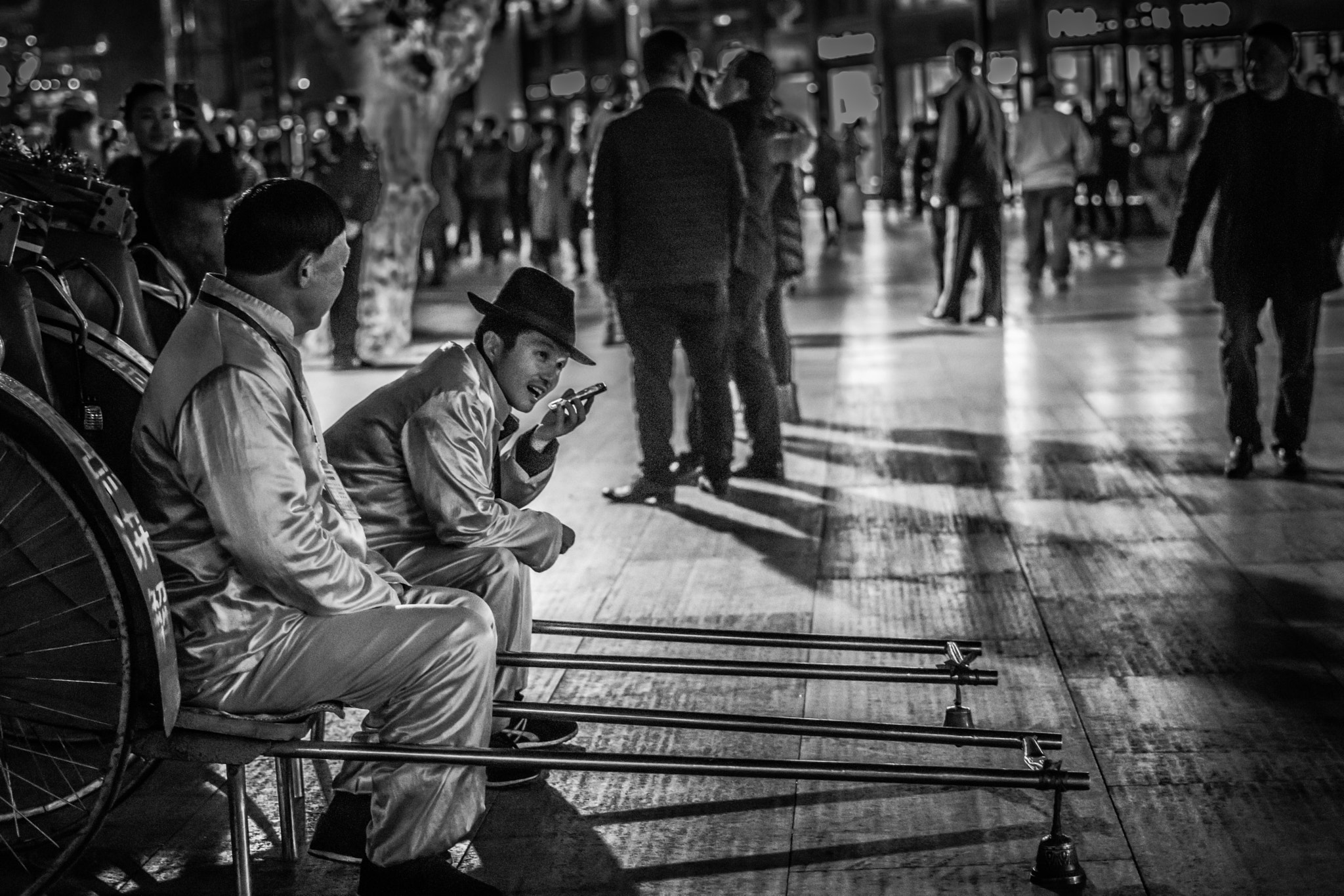 Sony FE 50mm F1.8 sample photo. Rickshaw photography