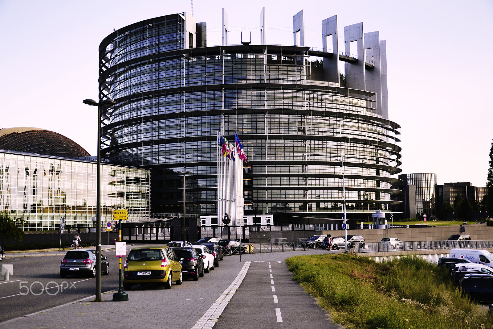 Nikon D3100 + Nikon AF Nikkor 35mm F2D sample photo. In the strasbourg photography