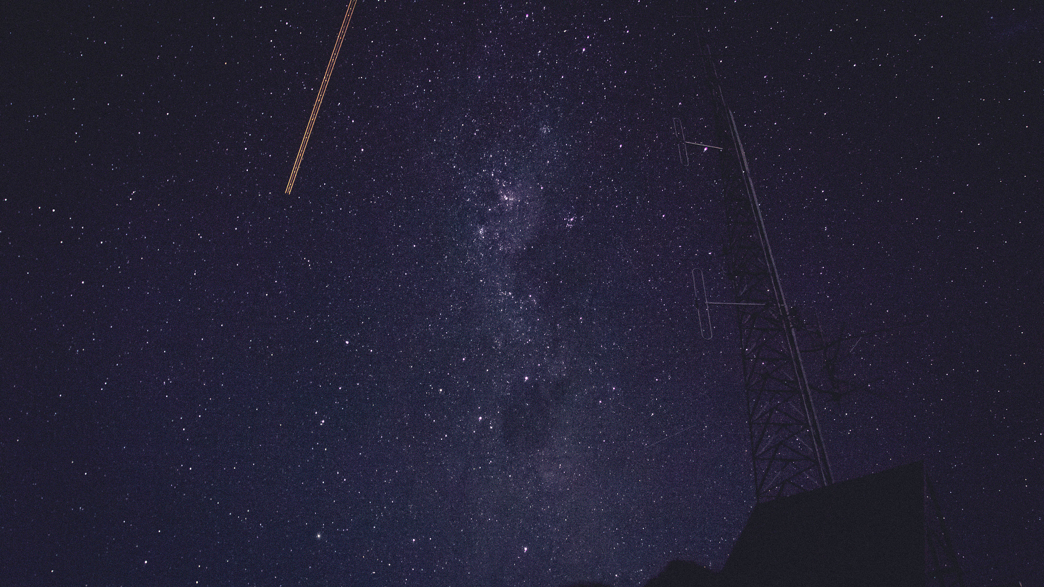 Canon EOS 600D (Rebel EOS T3i / EOS Kiss X5) + Canon EF 17-40mm F4L USM sample photo. Milky way, mount dale photography