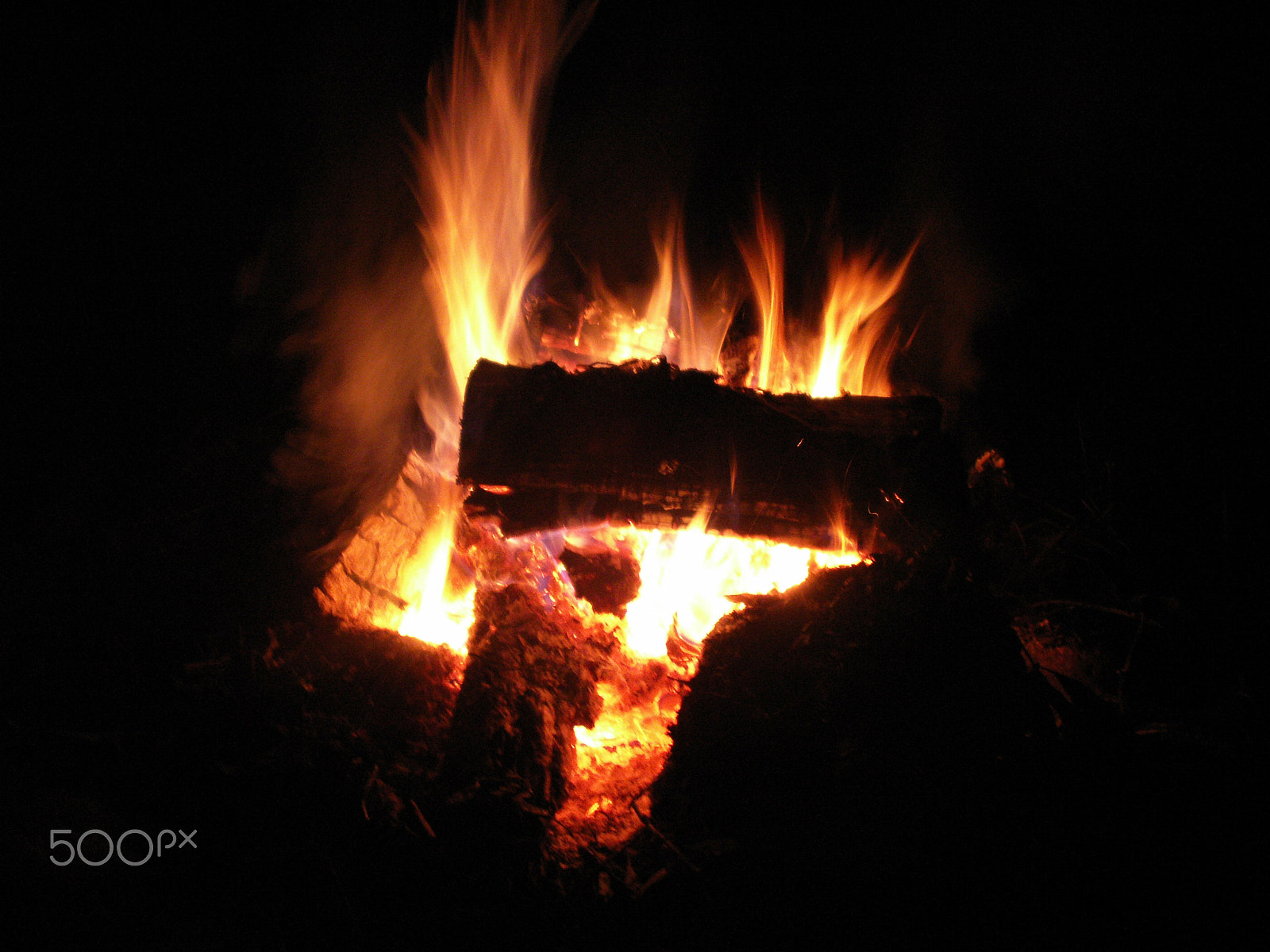 KONICA MINOLTA DiMAGE Z6 sample photo. Fire photography