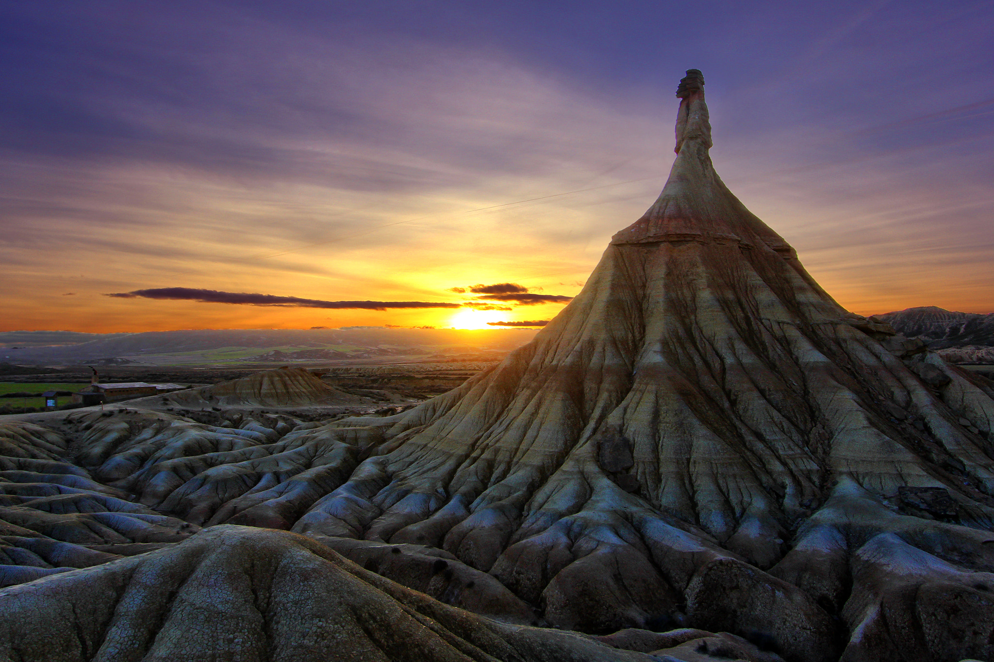 Canon EF-S 10-22mm F3.5-4.5 USM sample photo. Coucher de soleil sur las bardenas photography