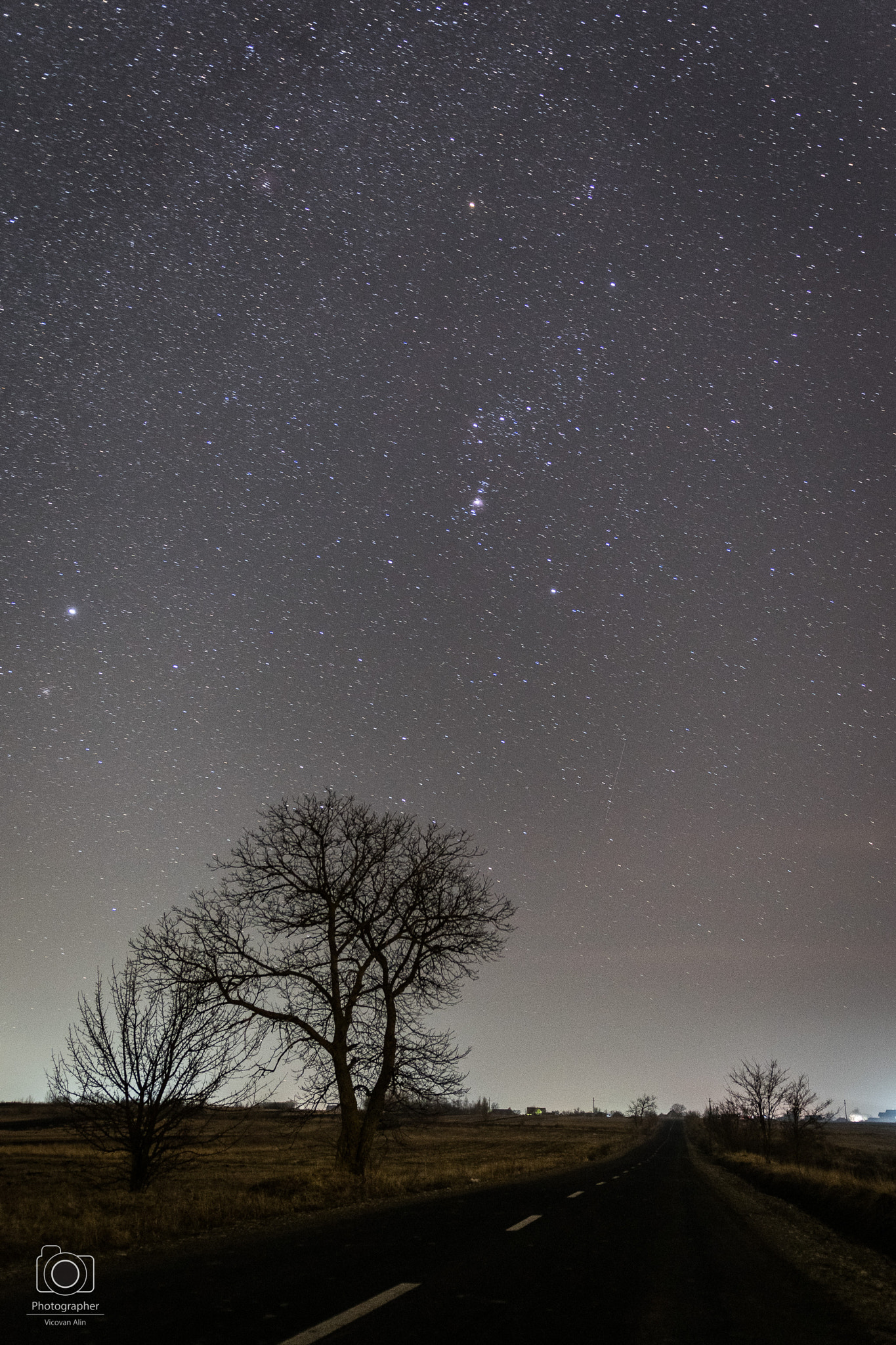 Nikon D3300 + Sigma 18-35mm F1.8 DC HSM Art sample photo. Stars at night photography