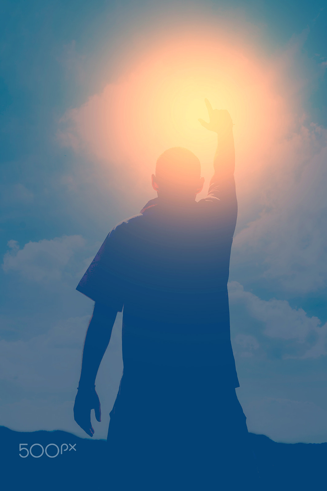 Canon EOS 70D + Sigma 17-70mm F2.8-4 DC Macro OS HSM | C sample photo. Silhouette young man raising hand into the sun photography