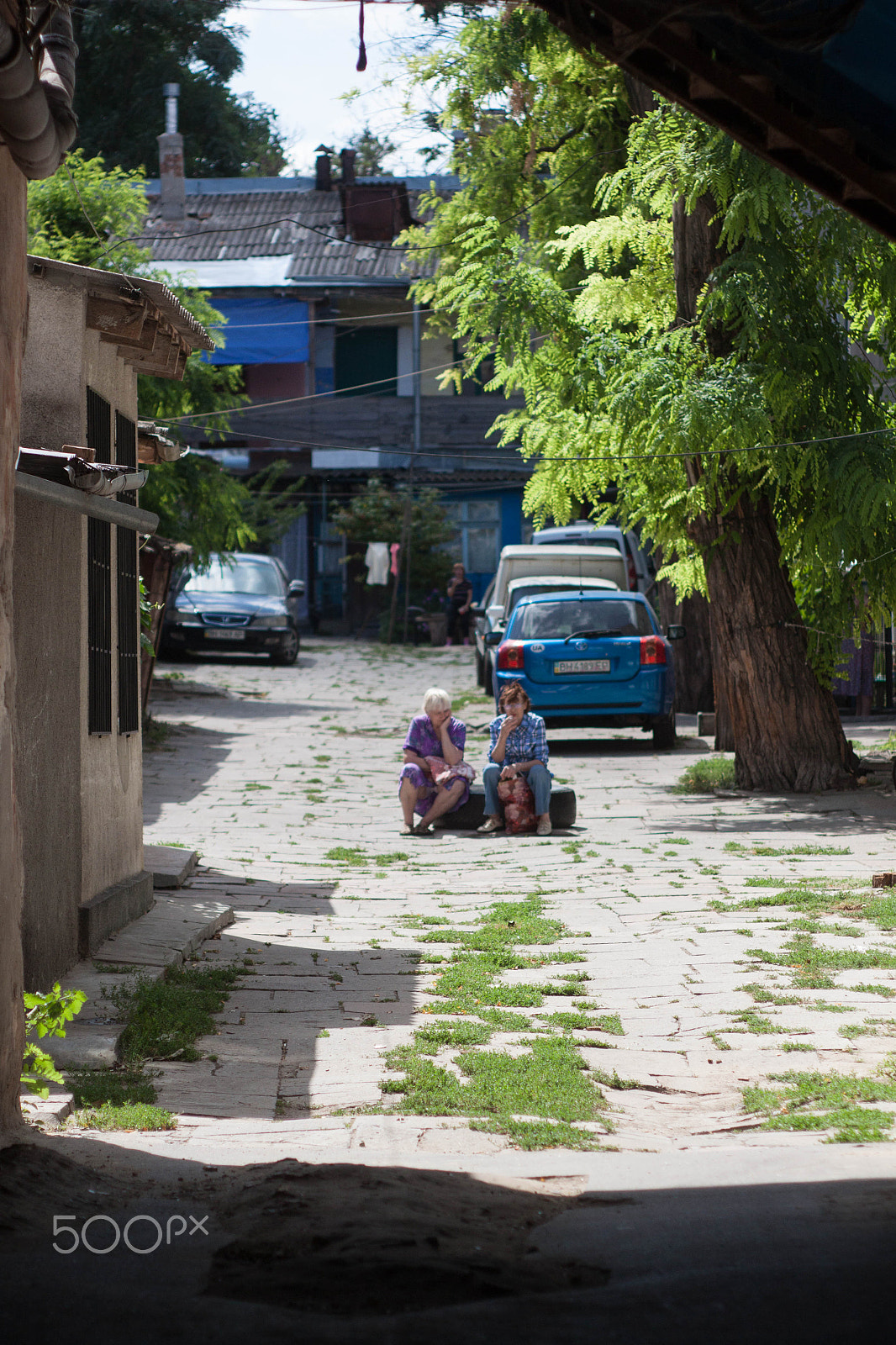Canon EF 35-80mm f/4-5.6 sample photo. Two grannies photography