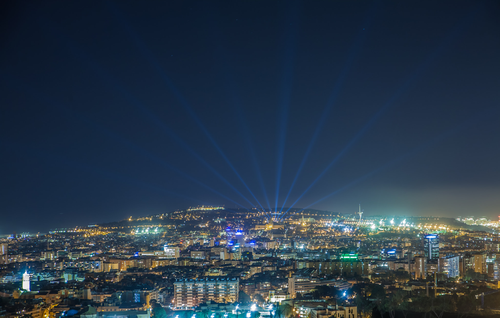 Canon EOS 5D sample photo. Tibidabo night photography