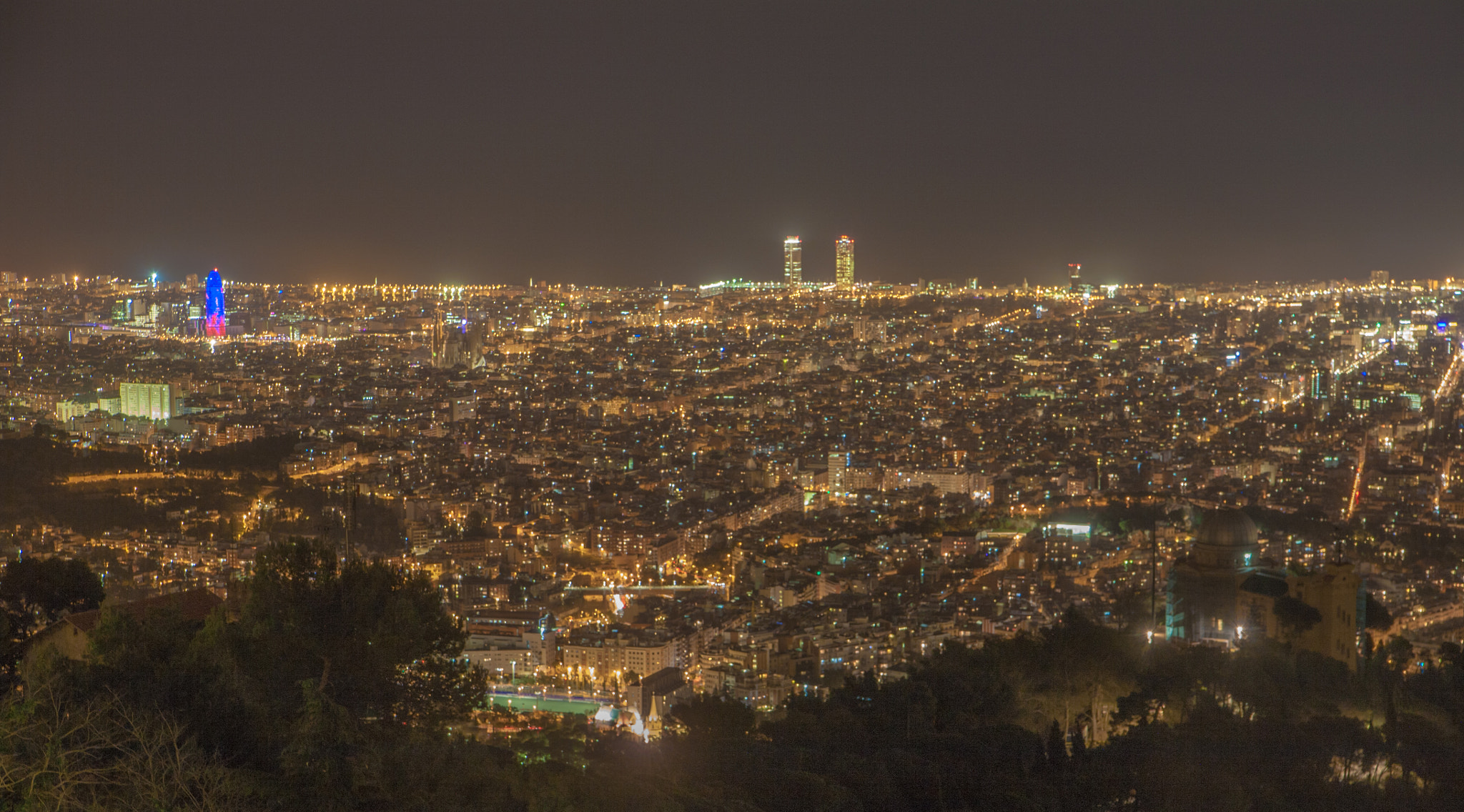 Canon EOS 5D sample photo. Tibidabo night photography