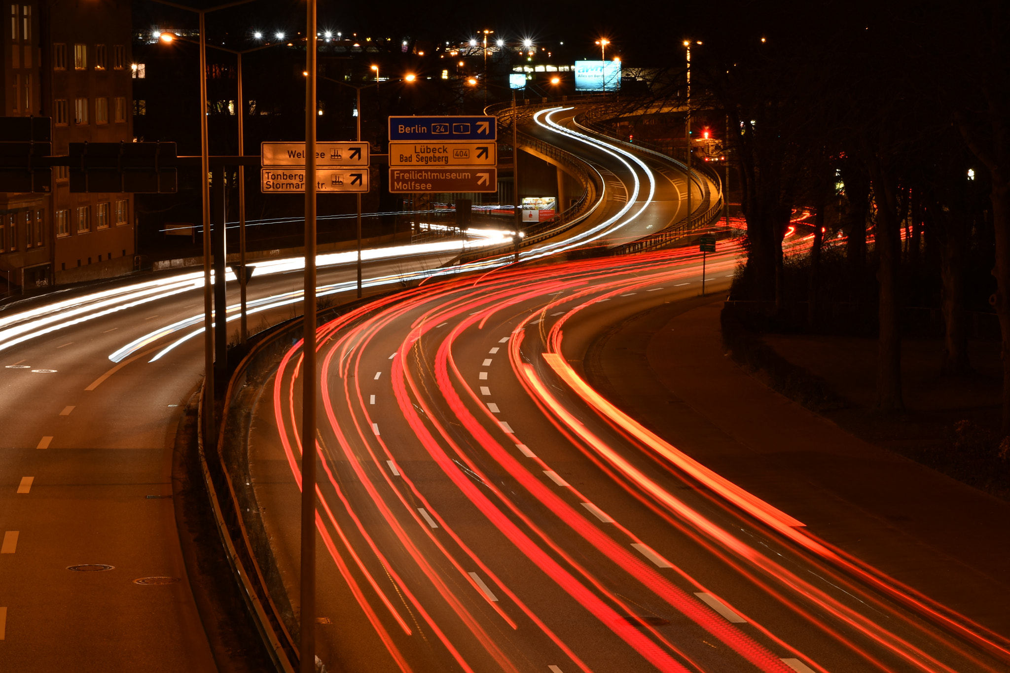 Nikon AF-S Nikkor 24-70mm F2.8G ED sample photo. Lighttrails photography
