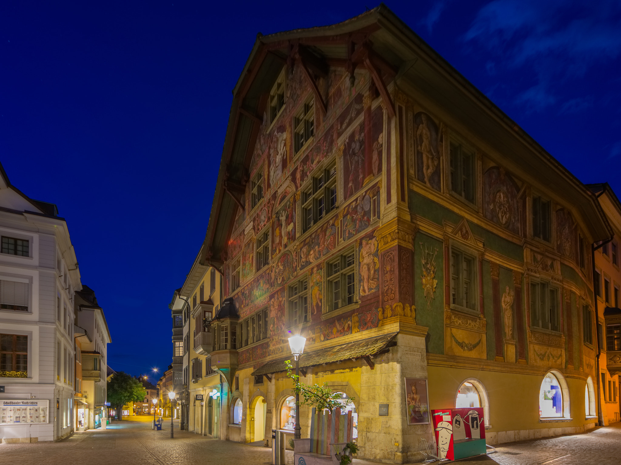 Nikon D750 + Sigma 12-24mm F4.5-5.6 EX DG Aspherical HSM sample photo. Schaffhausen am abend photography