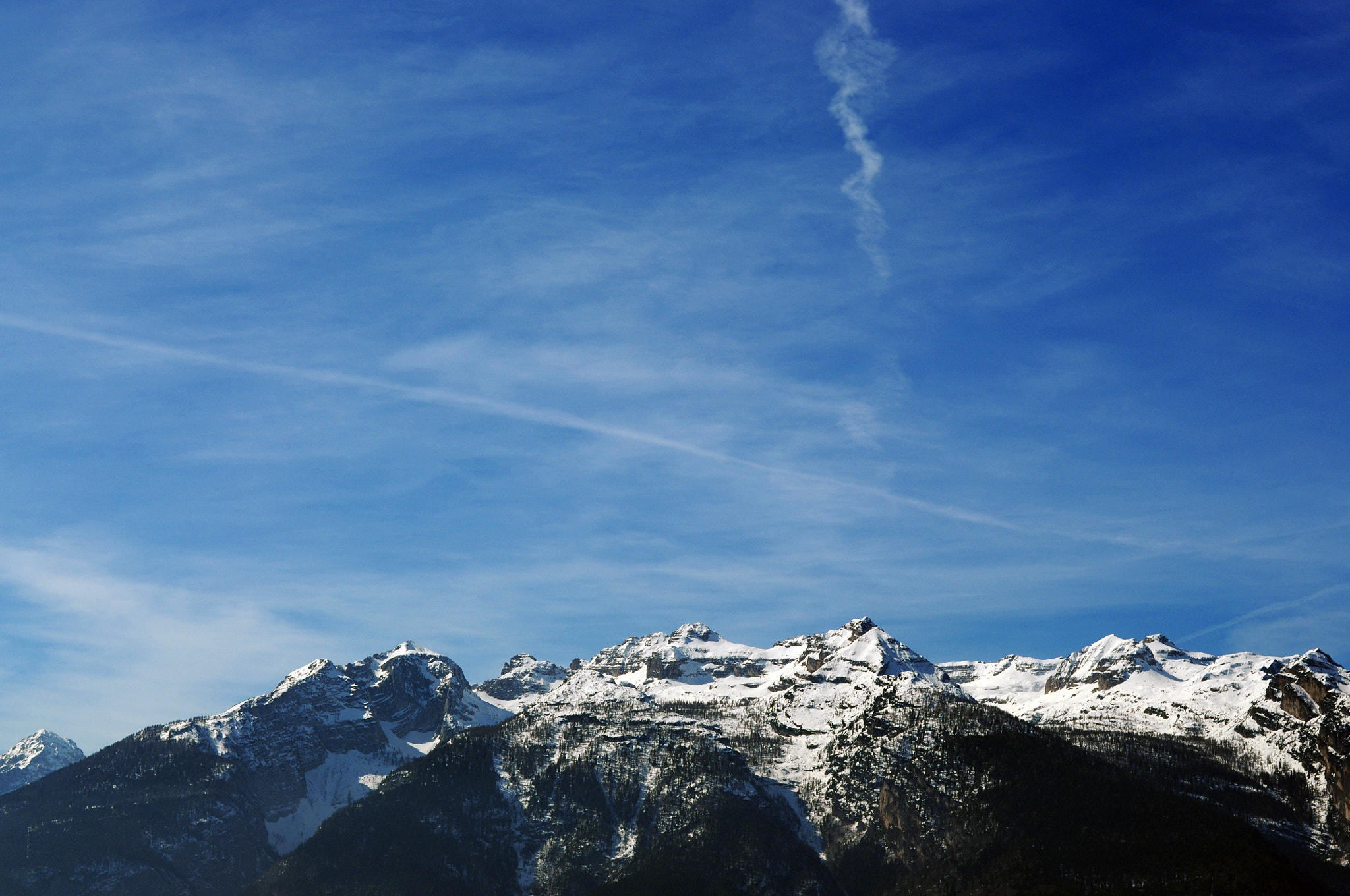 Nikon D90 + Nikon AF-S Nikkor 50mm F1.4G sample photo. Trento photography