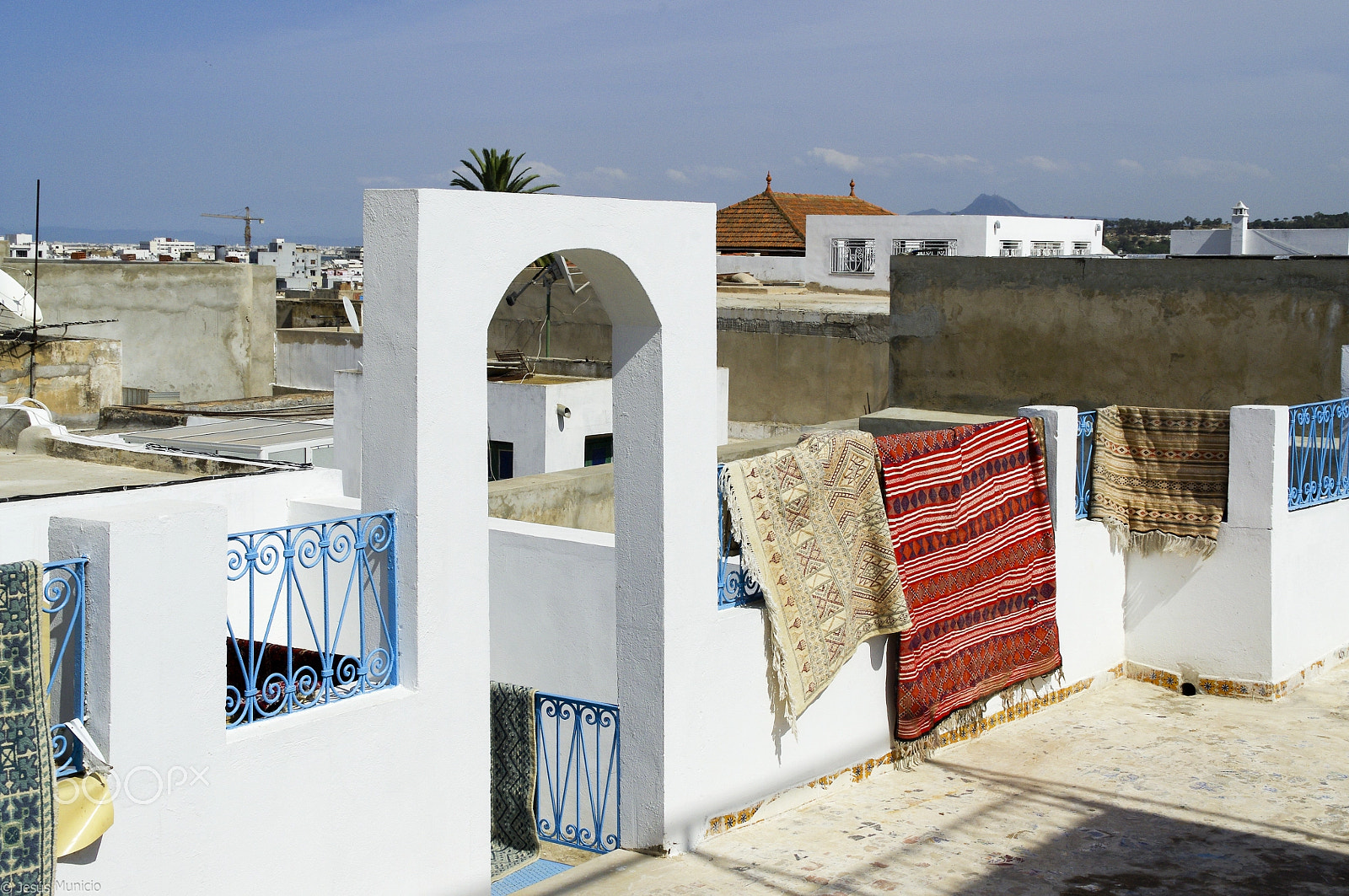 Pentax K-x + Tamron AF 18-200mm F3.5-6.3 XR Di II LD Aspherical (IF) Macro sample photo. Colors of tunisia photography