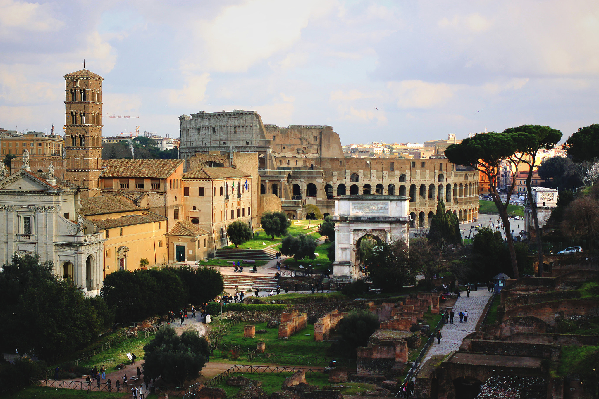 Canon EOS 50D + Canon EF 40mm F2.8 STM sample photo. Forum romanum & colosseum photography